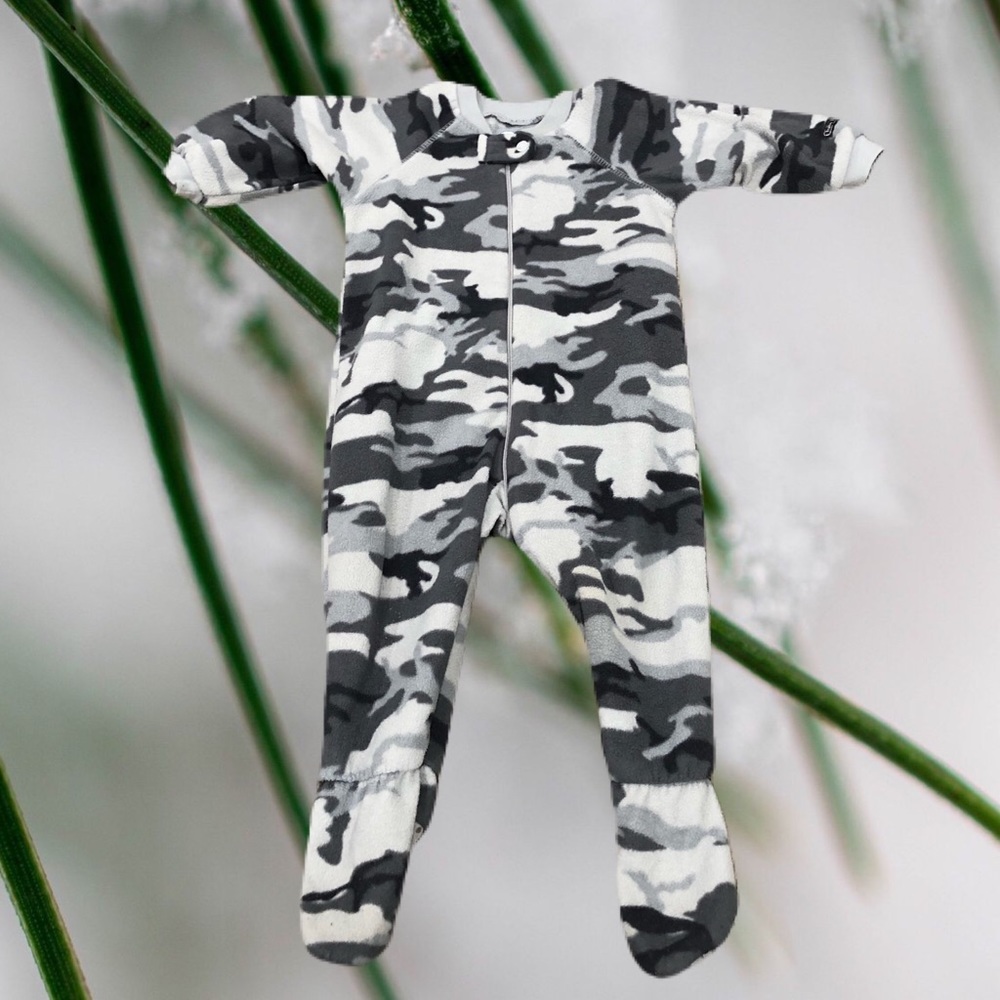 Warm white/black camouflage footie 9-12 mos Place